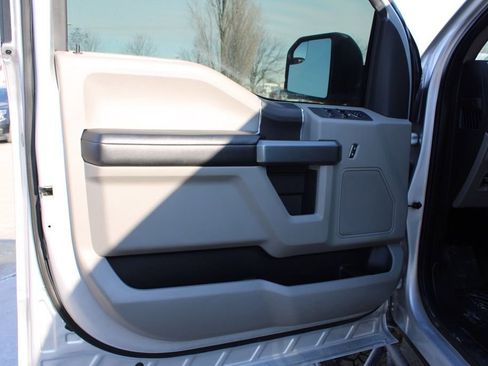 Used 2018 Ford F150 XLT image 18