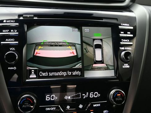 Used 2024 Nissan Murano SL FWD image 21