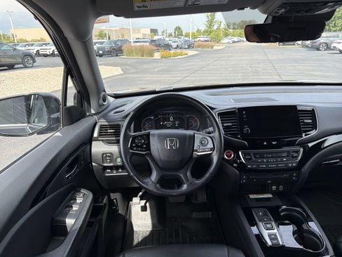 Used 2019 Honda Pilot Elite image 15