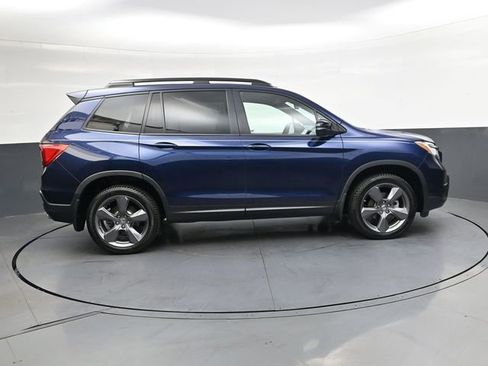 Used 2019 Honda Passport Touring image 3