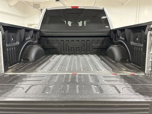 Used 2020 Ford F150 Lariat image 23
