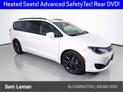 Used 2020 Chrysler Pacifica Touring-L w/ Advanced Safetytec Group