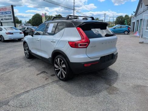 Used 2021 Volvo XC40 P8 Recharge w/ Advanced Package AWD/4WD image 4