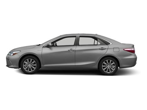 Used 2017 Toyota Camry XLE FWD image 4