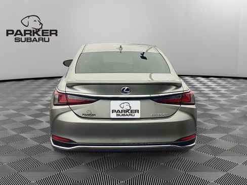 Used 2021 Lexus ES 300h Ultra Luxury image 4