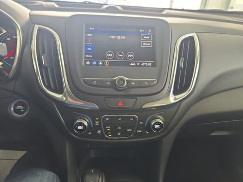 Used 2020 Chevrolet Equinox LT image 15