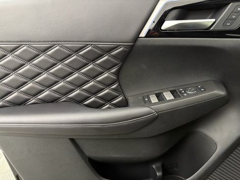 New 2026 Nissan Rogue Platinum AWD/4WD image 23