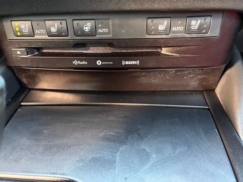 Used 2019 Lexus ES 350 F Sport w/ Accessory Package FWD image 32