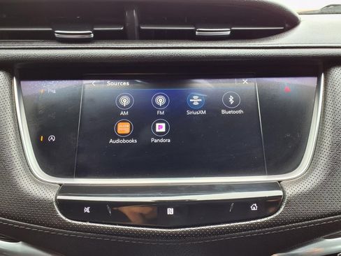 Used 2020 Cadillac XT5 Premium Luxury FWD image 21