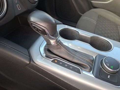 Used 2020 Chevrolet Blazer LT image 27