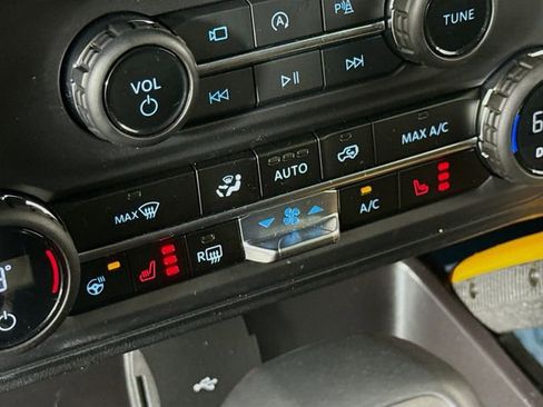 Used 2024 Ford Bronco Badlands image 21