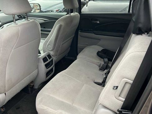 Used 2016 Honda Pilot LX image 22