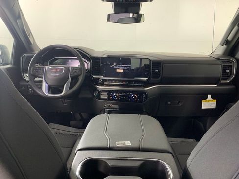 New 2026 GMC Sierra 1500 Elevation image 23