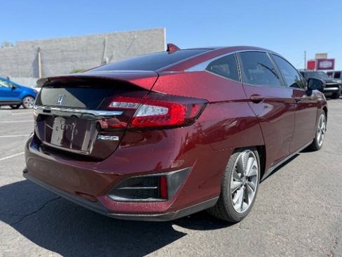 Used 2019 Honda Clarity Plug-In Hybrid image 3