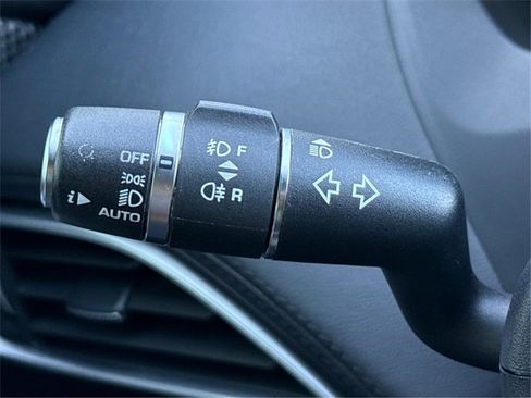 Used 2017 Jaguar F-PACE First Edition image 20