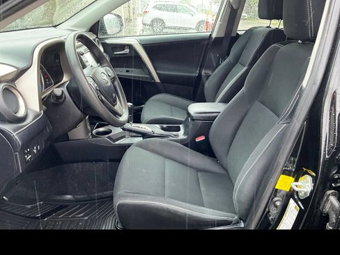 Used 2014 Toyota RAV4 XLE FWD image 2