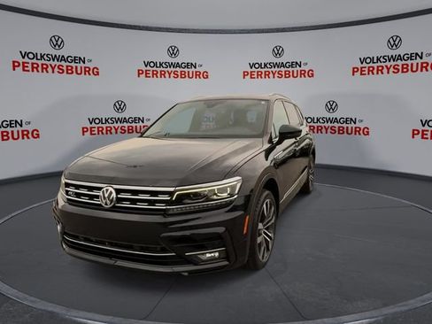 Used 2019 Volkswagen Tiguan SEL Premium R-Line AWD/4WD image 3