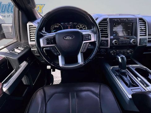 Used 2017 Ford F150 Platinum w/ Equipment Group 701A Luxury AWD/4WD image 12