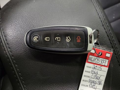 Used 2015 Ford C-MAX Energi SEL w/ Equipment Group 303A FWD image 23