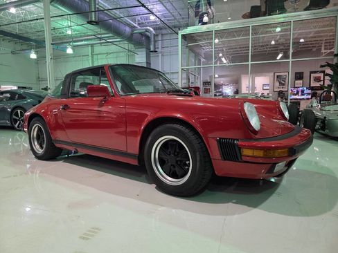 Used 1987 Porsche 911 Carrera image 2