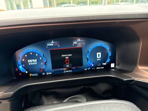 Certified 2025 Ford Bronco Sport Outer Banks w/ Outer Banks Tech Package+ AWD/4WD image 13