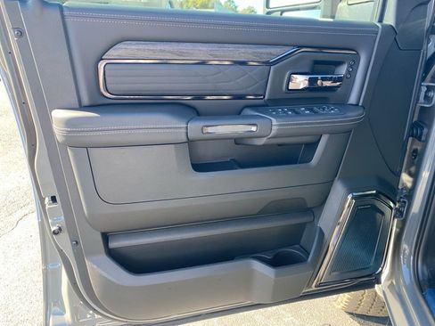 New 2026 RAM 2500 Limited image 9