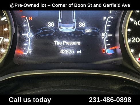 Used 2020 Jeep Compass Limited AWD/4WD image 22