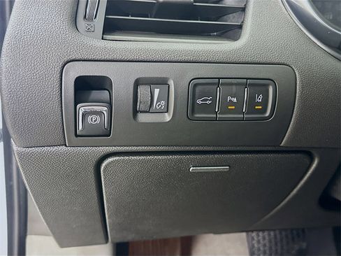 Used 2014 Chevrolet Impala LTZ image 14