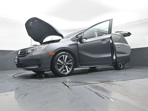 Certified 2022 Honda Odyssey Touring image 51