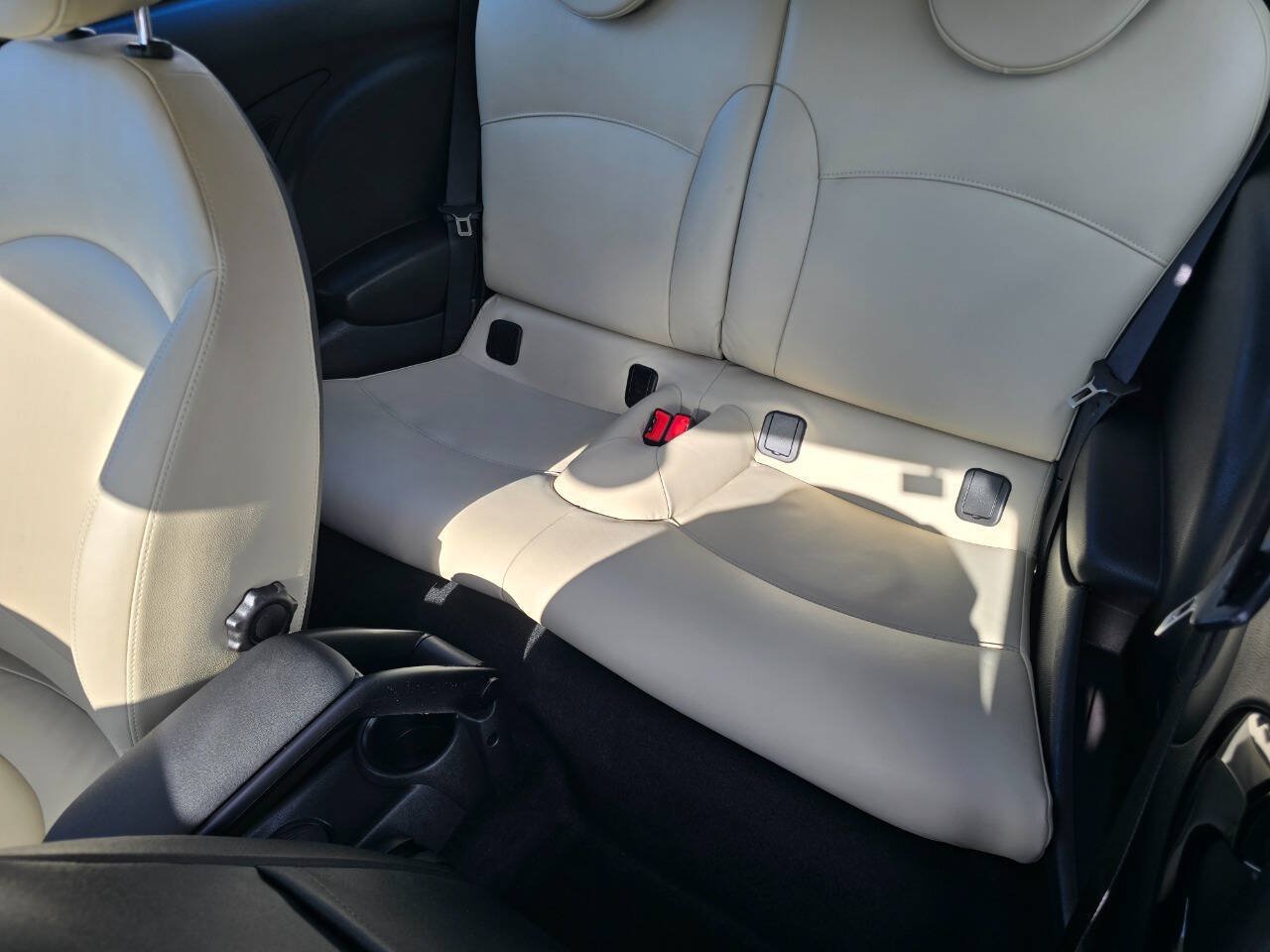 Used 2012 MINI Cooper S FWD image 23