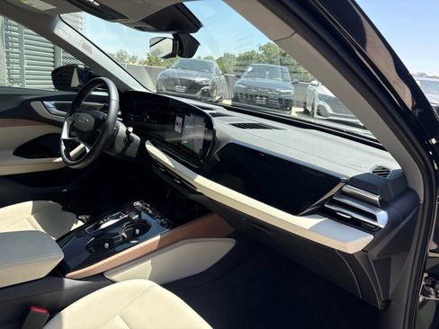 Used 2025 Audi A5 2.0T Premium Plus w/ Premium Plus AWD/4WD image 15