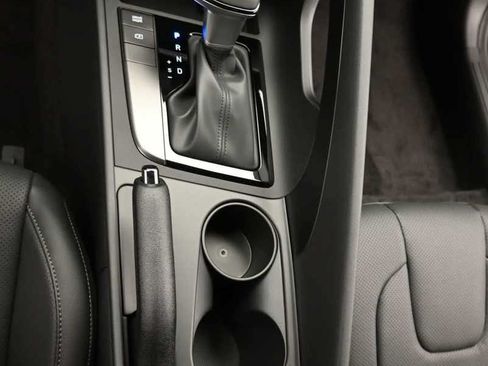 New 2026 Hyundai Elantra SEL Sport FWD image 24