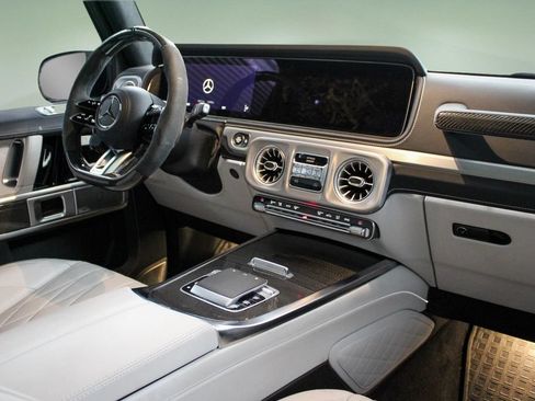 Used 2025 Mercedes-Benz G 63 AMG 4MATIC image 21