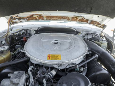 Used 1988 Mercedes-Benz 560 SL image 25