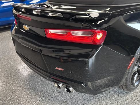 Used 2017 Chevrolet Camaro SS RWD image 37