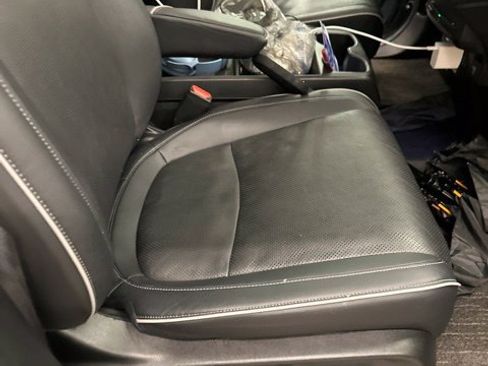 Used 2024 Honda Odyssey Elite image 11
