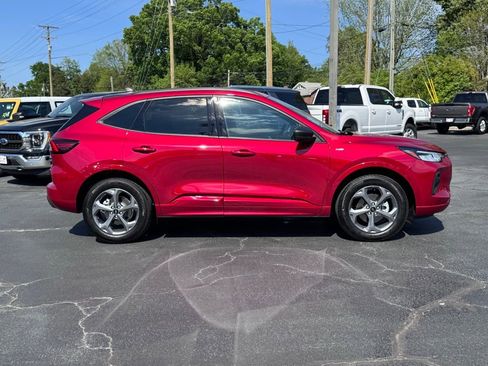 Used 2024 Ford Escape ST-Line w/ Tech Pack #1 image 4