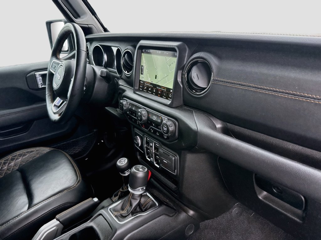 Certified 2022 Jeep Wrangler Unlimited Sahara AWD/4WD image 33