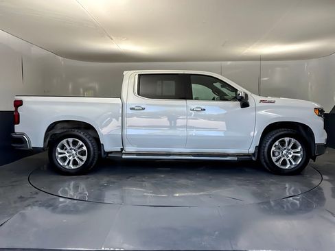 Used 2023 Chevrolet Silverado 1500 LTZ w/ Technology Package AWD/4WD image 2