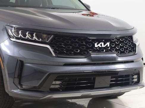 Used 2023 Kia Sorento EX w/ Panoramic Sunroof Package FWD image 40