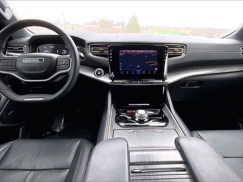 Used 2023 Jeep Wagoneer Series II image 10