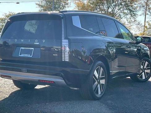 New 2026 Hyundai Ioniq 9 SEL image 15