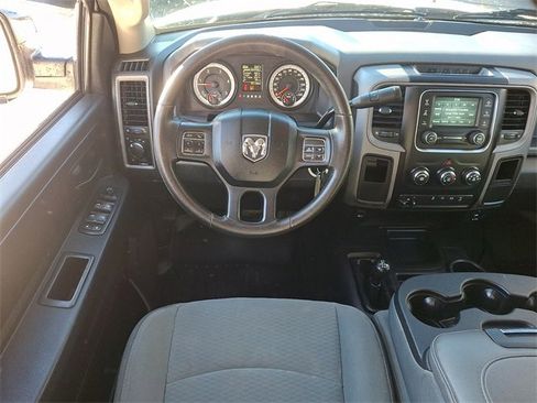 Used 2016 RAM 2500 Tradesman w/ Chrome Appearance Group image 11