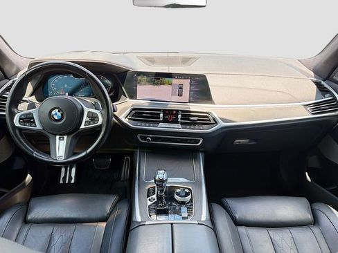Used 2022 BMW X7 M50i w/ Dynamic Handling Package AWD/4WD image 17