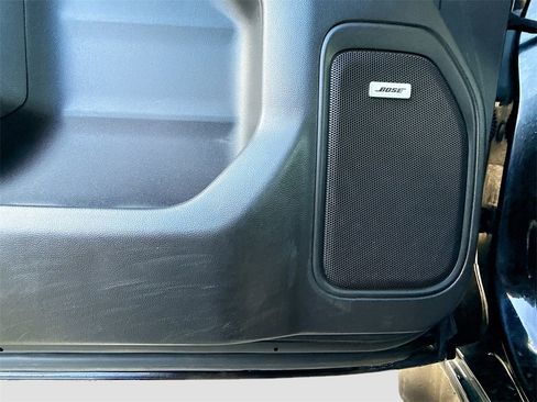 Used 2019 Chevrolet Silverado 1500 LTZ image 19