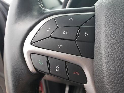 Used 2019 Jeep Grand Cherokee Limited image 21