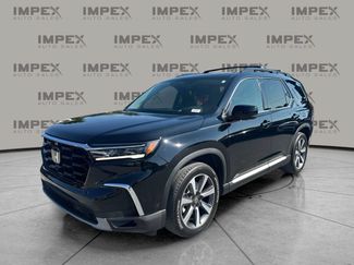 Used 2025 Honda Pilot Elite video 1