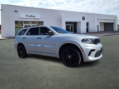 Used 2024 Dodge Durango GT image 2