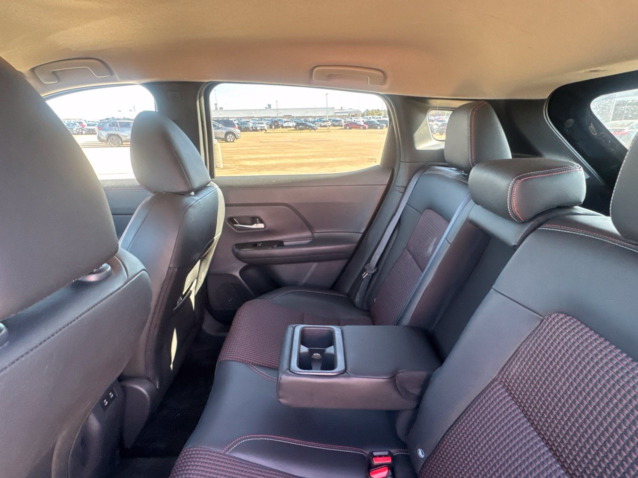 Certified 2026 Nissan Kicks SR FWD image 39
