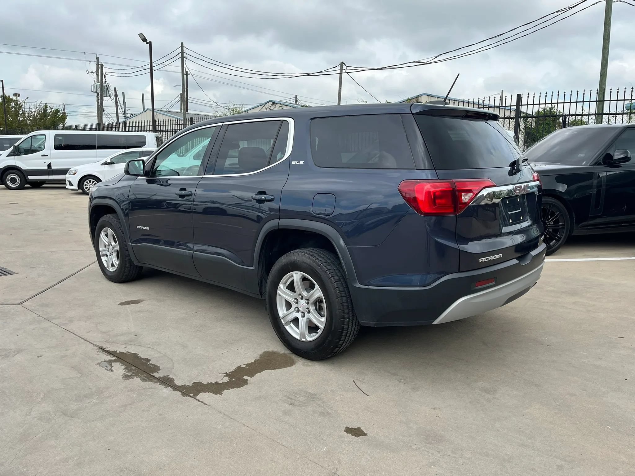 Used 2019 GMC Acadia SLE AWD/4WD image 5